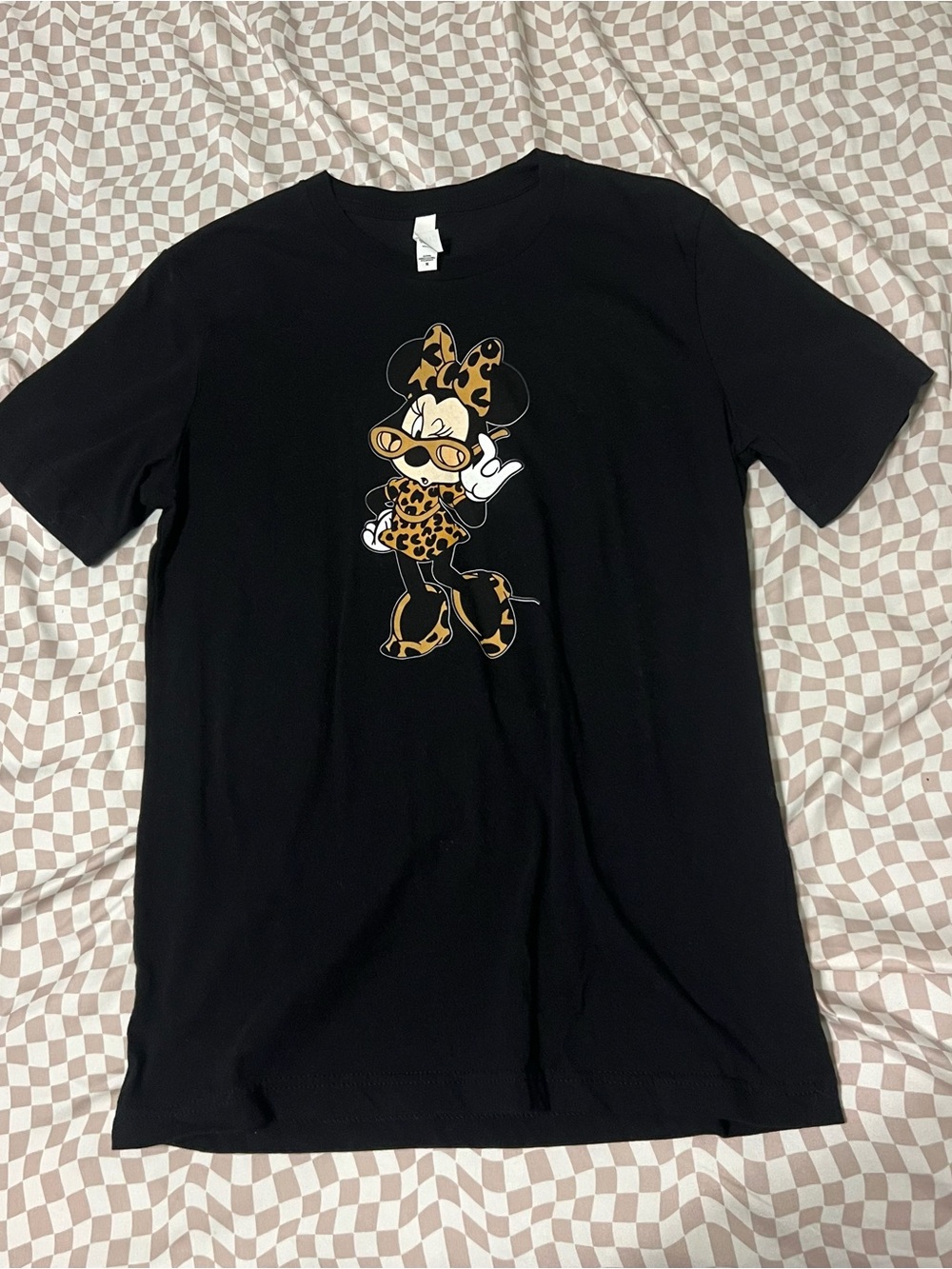 Walt Disney World Animal Kingdom Minnie Mouse cheetah t-shirt